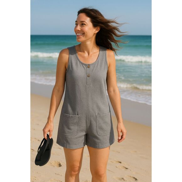 Sugar Magnolia Gray Sleeveless Women's Romper with Pockets!  New!  Size Medium! - Picture 1 of 8